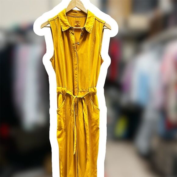 New GUESS ECO Women's Sleeveless Shiloh Jumpsuit, Gold Flake, Small - Picture 5 of 10